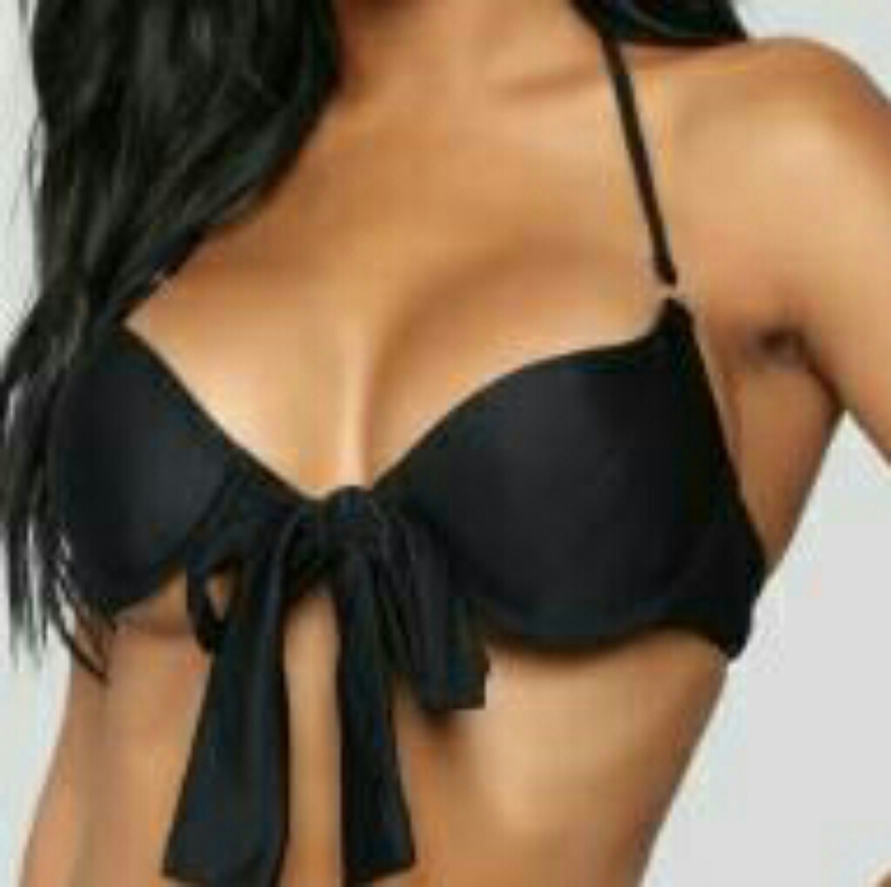 Fashion nova bathing suit top size small
